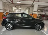 Nissan Kicks - mid trim 2019