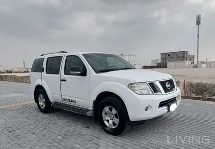 Nissan Pathfinder  2015