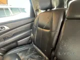 Nissan Pathfinder 2013 -3.5L -7seats FULL Option sunroof  panaramic