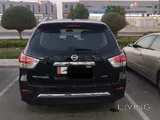 Nissan Pathfinder 2014 , black