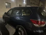 NISSAN PATHFINDER 7s