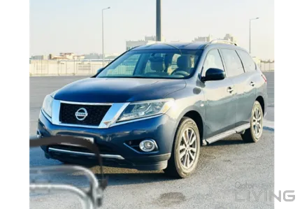 Nissan Pathfinder SE 2014