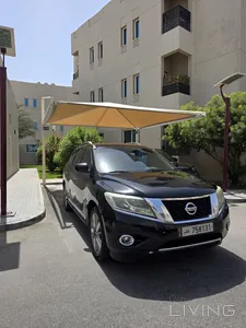Nissan Pathfinder SV 2017