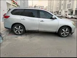 Nissan Pathfinder full option