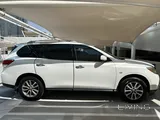 Nissan Pathfinder registered in 2015