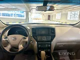 Nissan Pathfinder registered in 2015