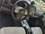 Nissan pathfinder SE 2015