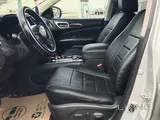 Nissan Pathfinder SL