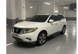 Nissan Pathfinder SV