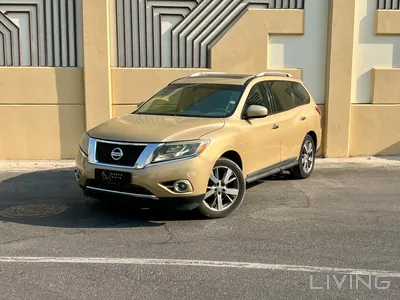 Nissan Pathfinder SV 2014