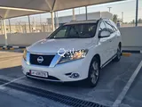Nissan Pathfinder SV 2015