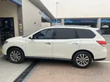 Nissan Pathfinder SV 2016 Excellent Condition 7 Seats V6