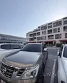 نيسان باترول بلاتينيوم رمادي معدني V8