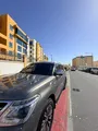 نيسان باترول بلاتينيوم رمادي معدني V8