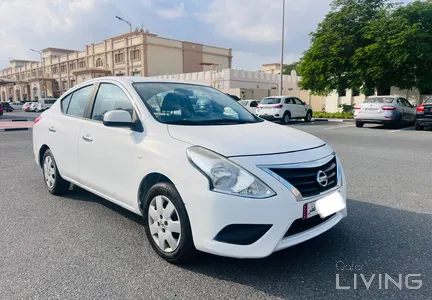 Nissan Sunny  2021