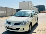 NISSAN TIIDA 2010