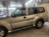 Pajero 2006 GCC Specs Reliable SUV good condition ready to drive