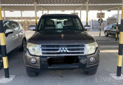 Mitsubishi Pajero GLS 2010