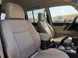 ميتسوبيشي باجيرو 2016 بحالة ممتازة