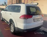 Pajero Sport,2015., acexpat owner driven only 152000km,V6,7seater
