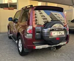 بيجيرو بحالة ممتازة بثلاثة أبواب