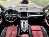Porches Macan
