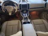 بورش كايين V6