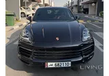 Porsche cayenne (Warranty until August 2027)