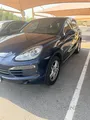 Porsche Cayenne 2014 – Elegant Navy Blue