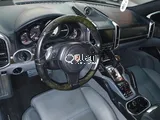 Porsche Cayenne GTS 2013