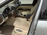 Porsche Cayenne GTS 2013