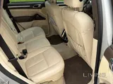 Porsche Cayenne GTS 2013