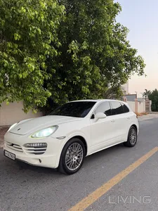 Porsche Cayenne S 2011