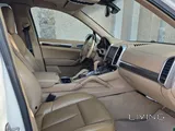 Porsche Cayenne S 2011