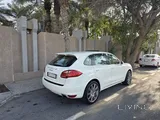 Porsche Cayenne S 2011