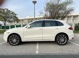 Porsche Cayenne Turbo 2011