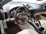 Porsche Cayenne Turbo 2011