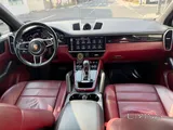 Porsche cayenne (Warranty until August 2027)