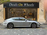 Porsche Panamera 4S