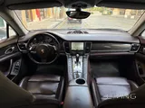 Porsche Panamera 4S