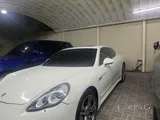 Porsche Panamera S