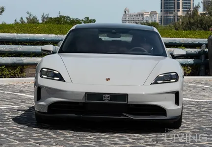 Porsche Taycan Turbo 2025