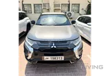 ميتسوبيشي أوتلاندير 2022 رمادي - SUV مستعملة بنظام أوتوماتيكي ووقود بنزين