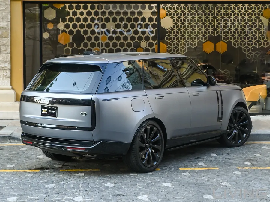 2022 Land Rover Range Rover | 450,000 QAR | 12,000 km | Qatar Living