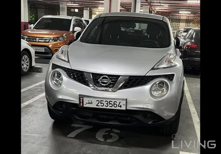 Nissan Juke SV 2016