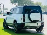 Land Rover Defender 2025