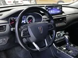 RENT HONGQI H5