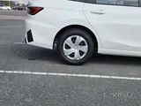 TOYOTA YARIS 2024
