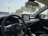 TOYOTA YARIS 2024