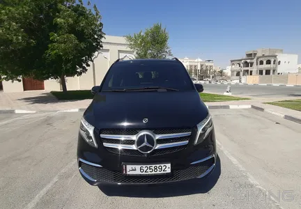 Mercedes V  2022